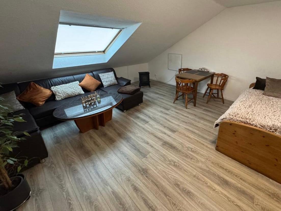 Marienhaus Apartment - Zentral, Parken, Netflix, Kontaktloses Einchecken 伍珀塔尔 外观 照片